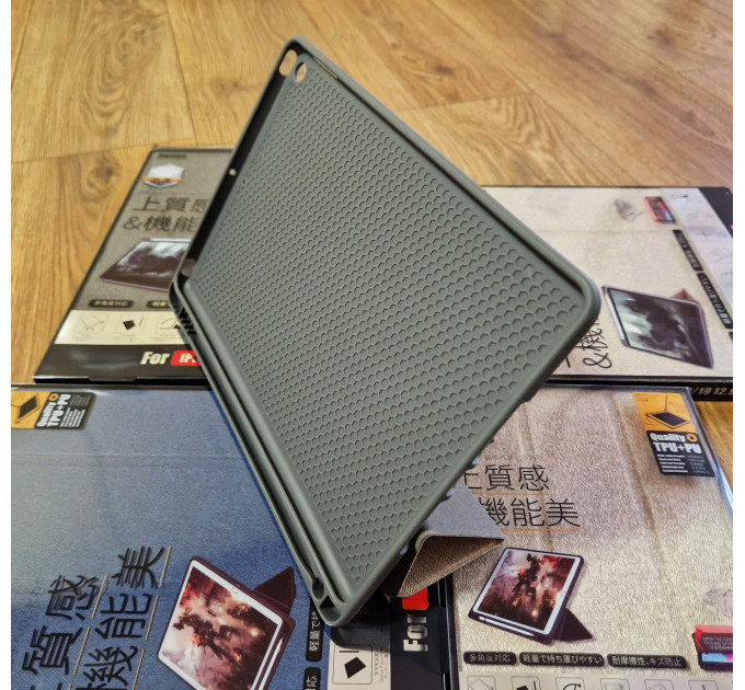 Чохол REMAX Chan Series Leather Case PT-10 for all iPad 10.2“ (2019-2022) бежевий + відсік для стілусу